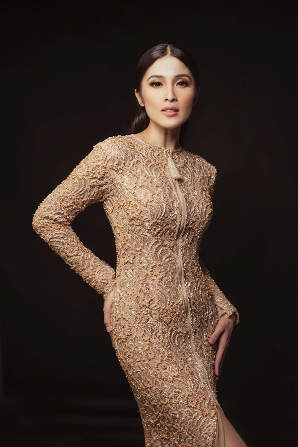 Sandra Dewi in Barli Asmara for BNI Cover