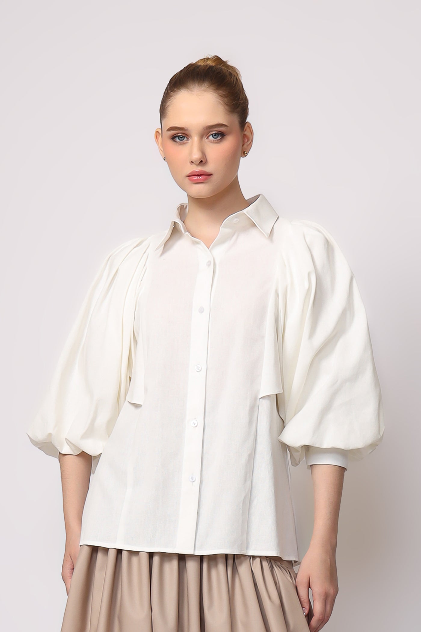 Queen Shirt In Off White