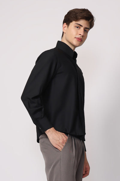 Wolf Shirt in Black