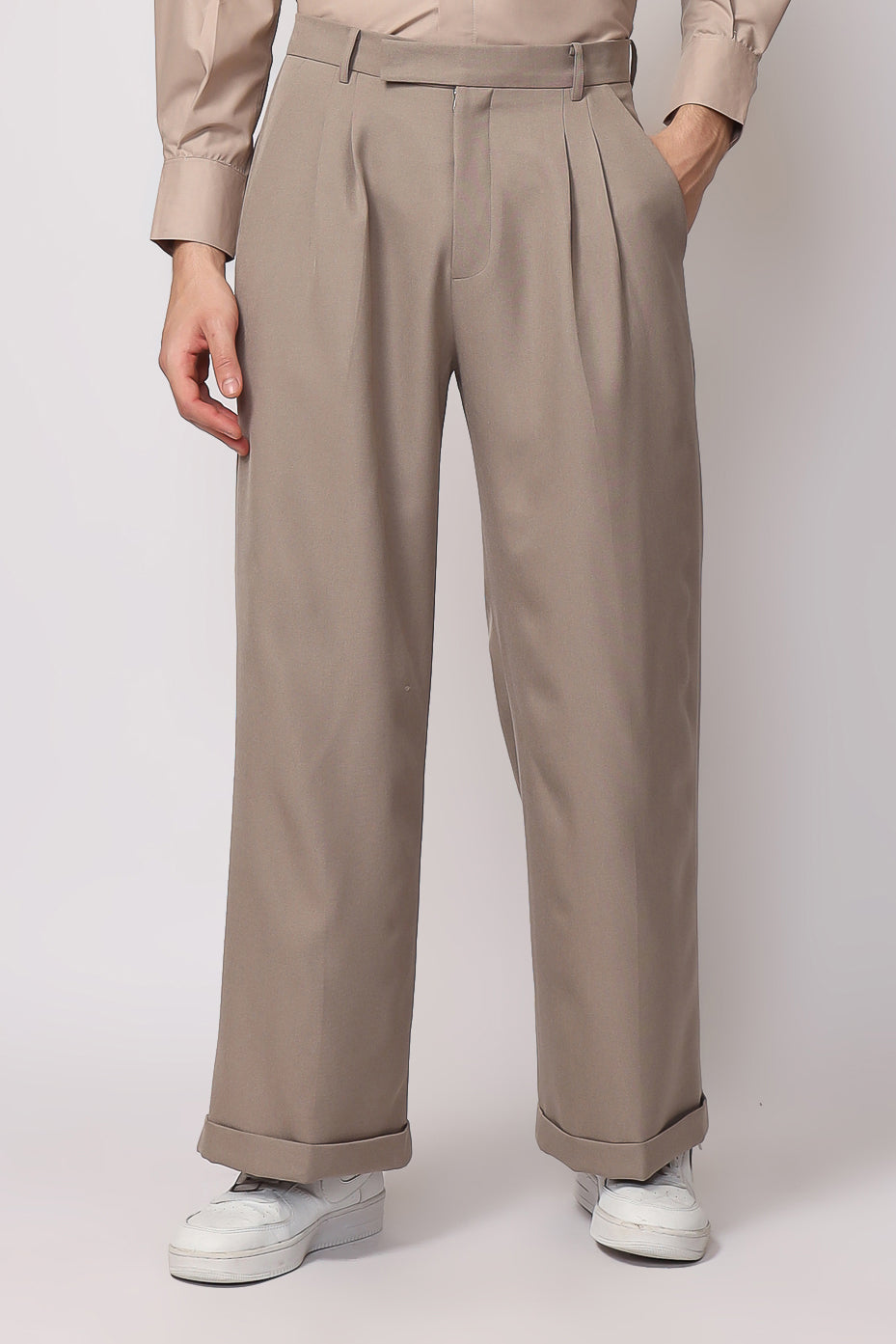 Leon Pants In Sand