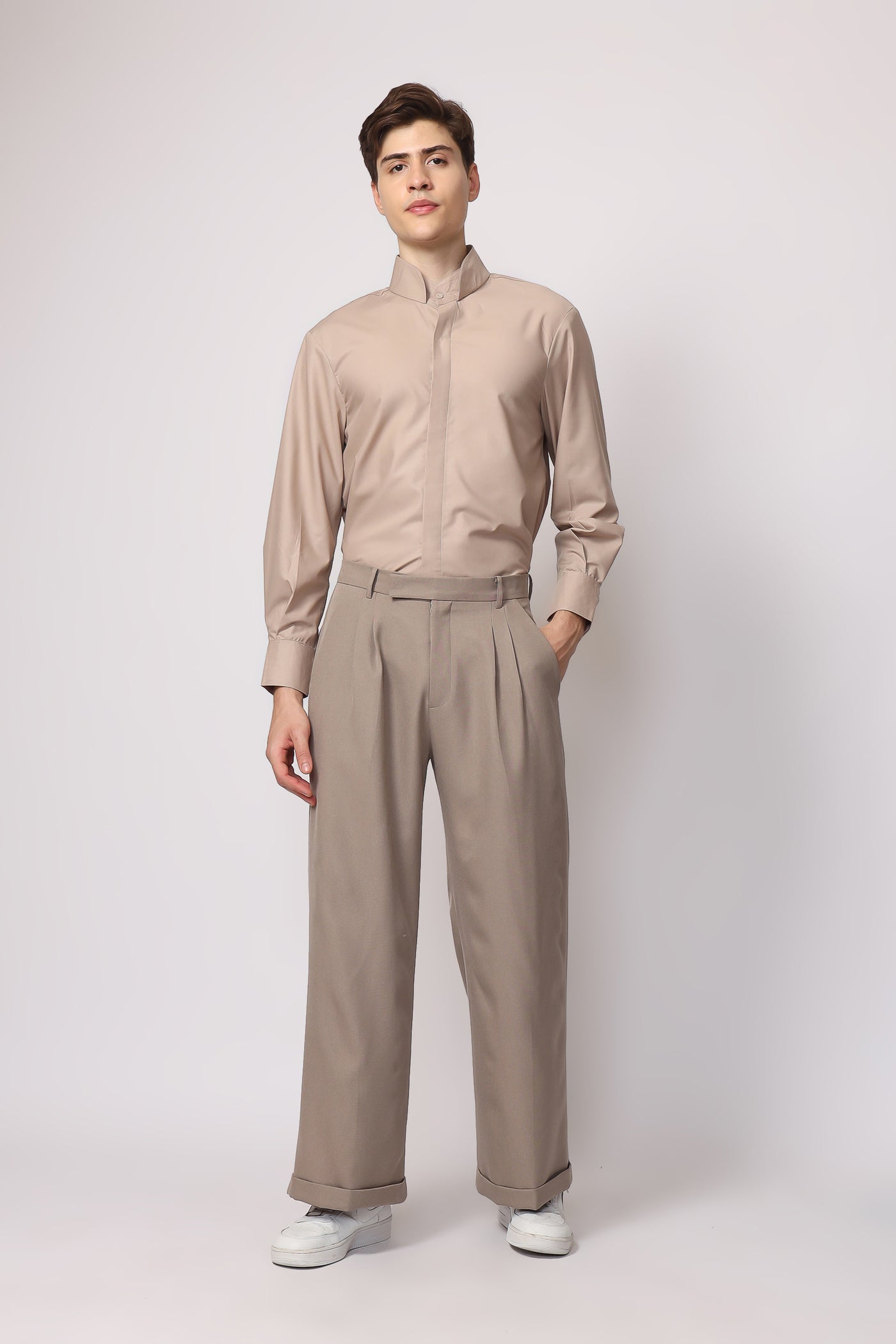 Leon Pants In Sand