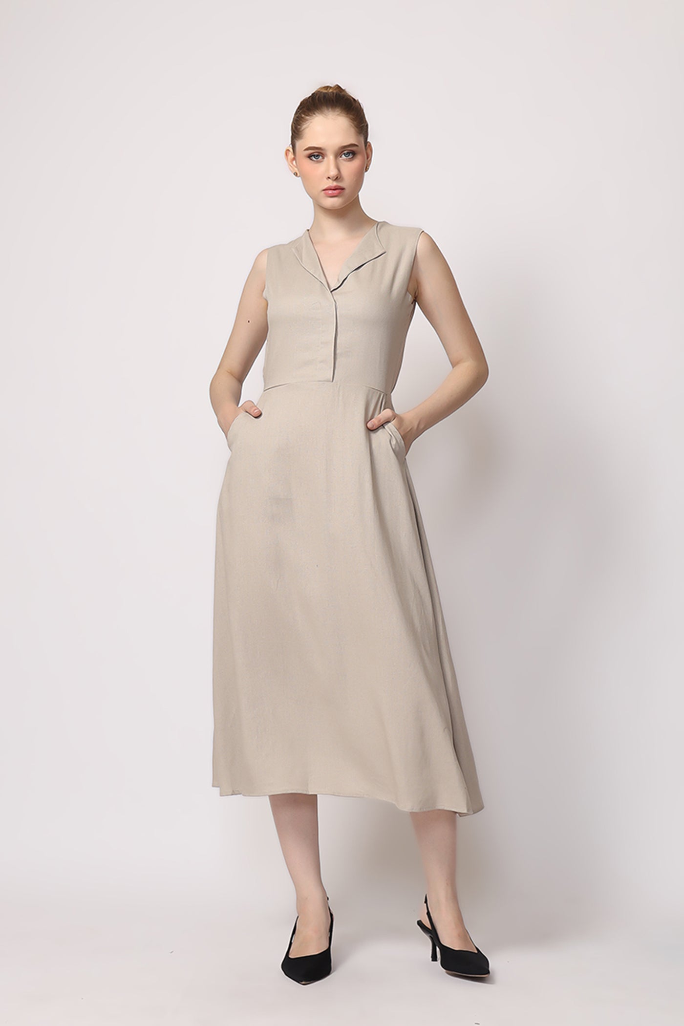 Lucia Dress in Sand
