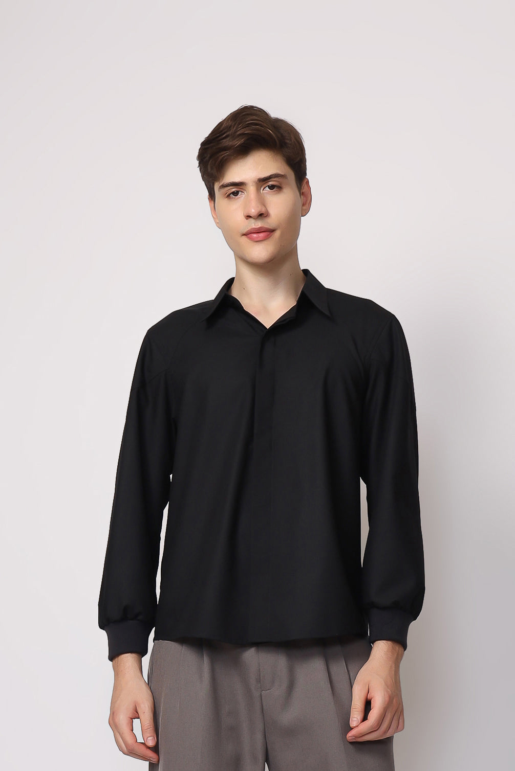 Dolf Shirt in Black