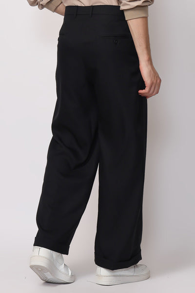 Leon Pants In Black