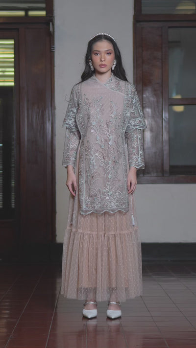 Lona Dress in Grey