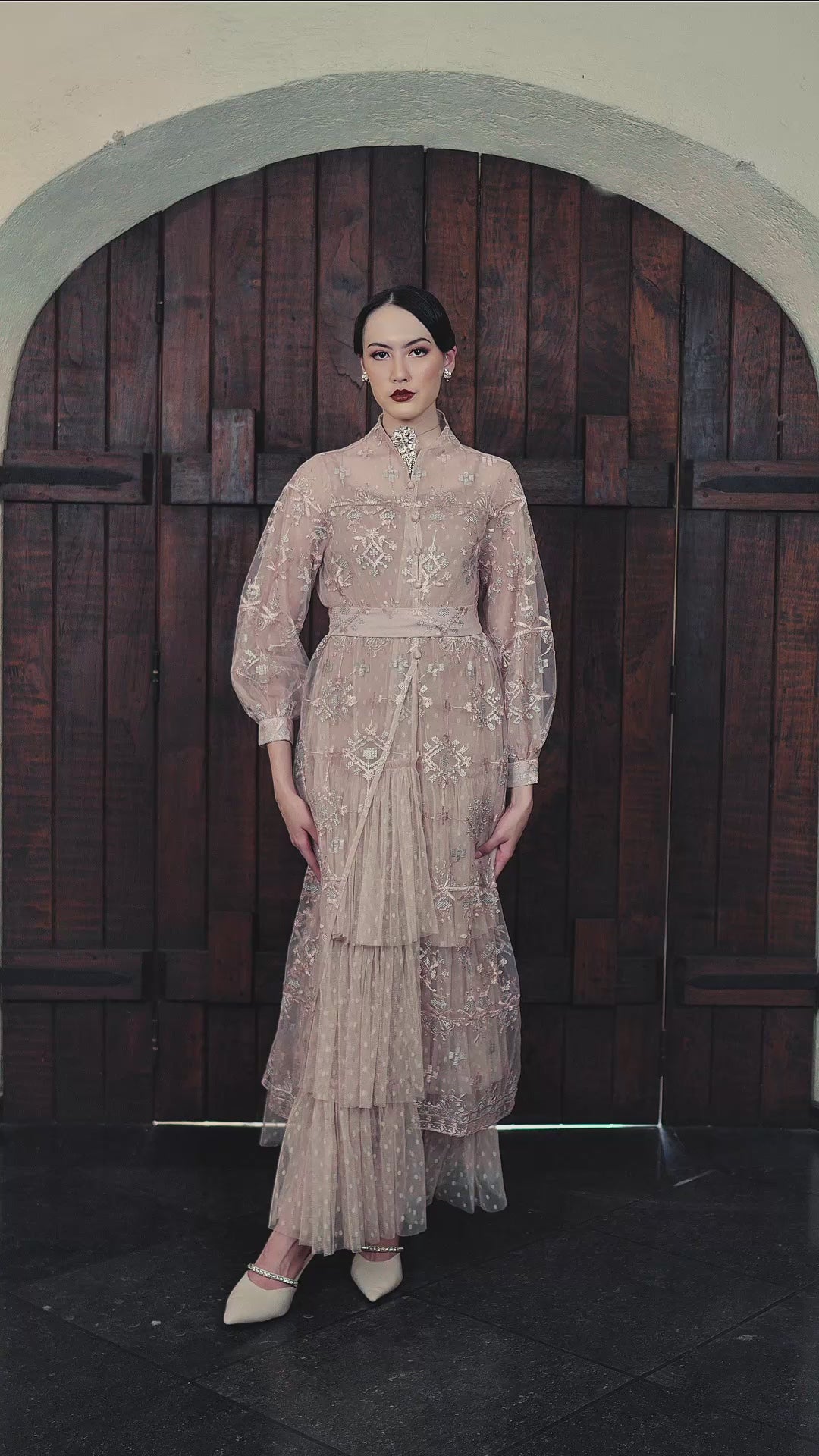 Runna Dress in Dusty Pink