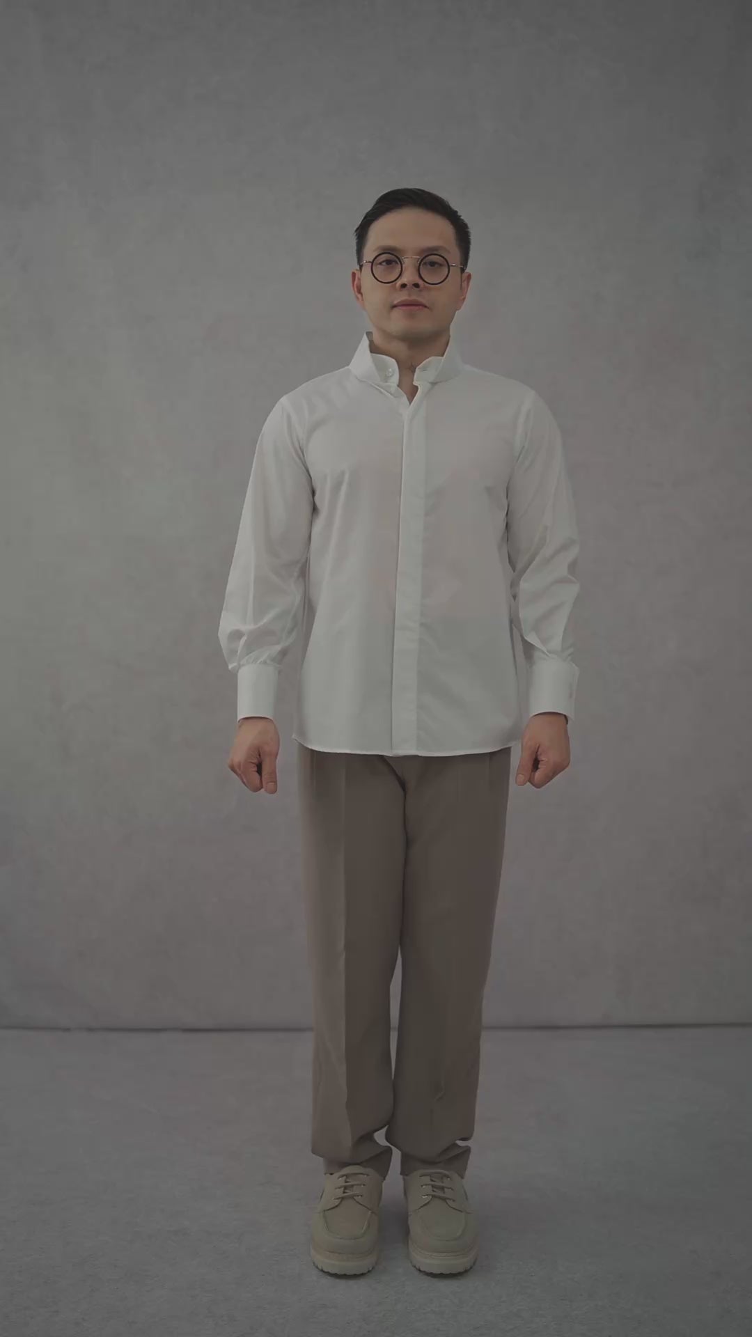 Wolf Shirt in Off White